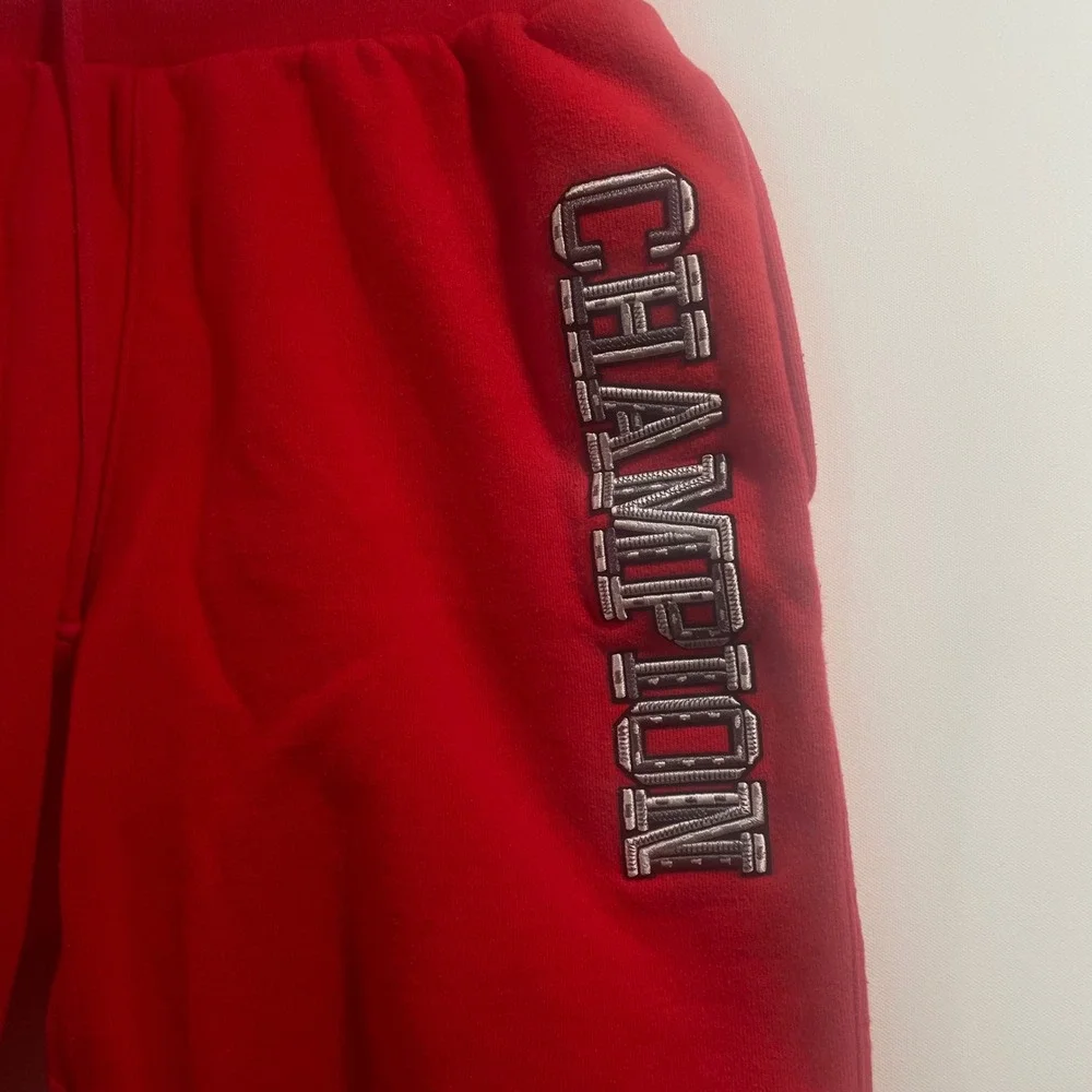 Champion Reverse Weave‎ Red Sweat Shorts Mens Medium Logo Raw Hem 89597